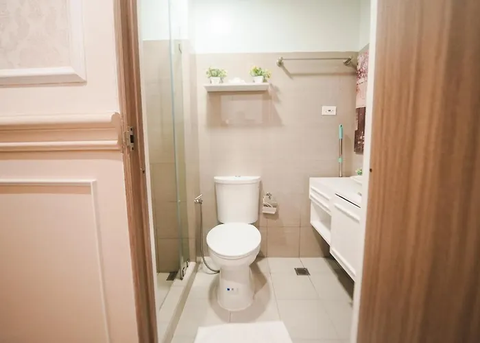 Near Mall Of Asia, Moa Arena, Smx Picc & Naia - Venus Apartment Manila